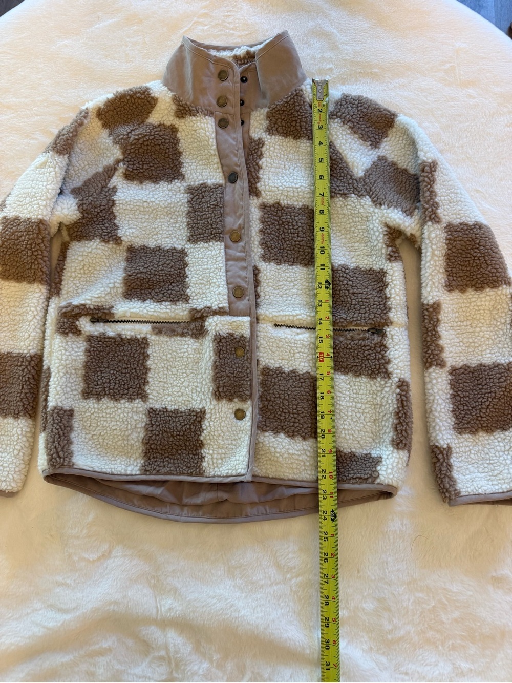 The Post Women’s Cream & Brown Check Sherpa Jacket